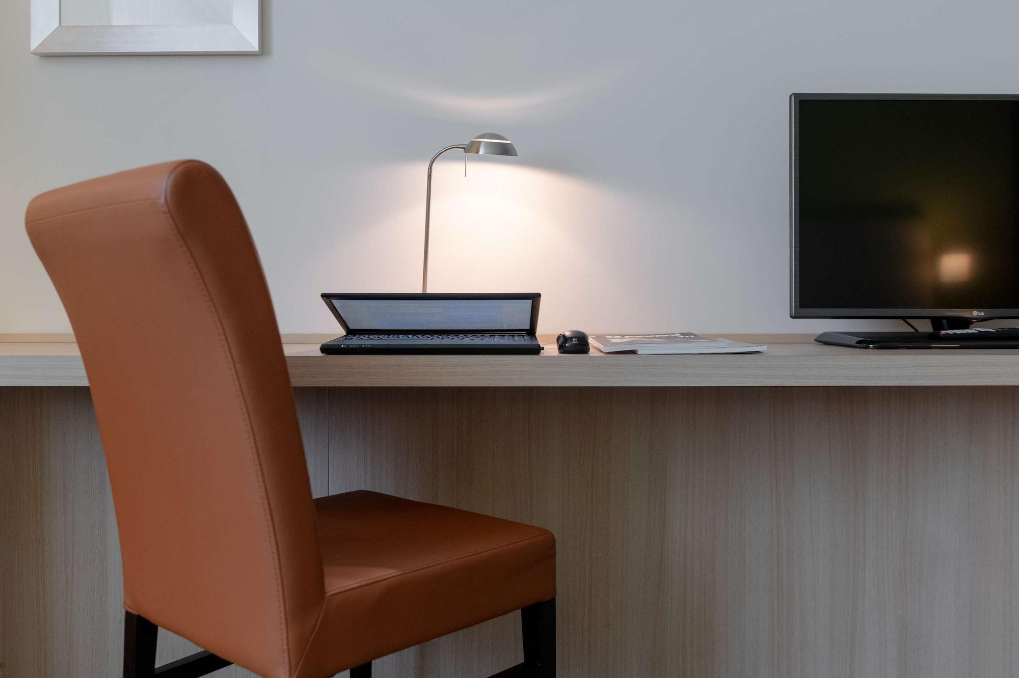Tulip Inn Hotel Duesseldorf Arena 外观 照片
