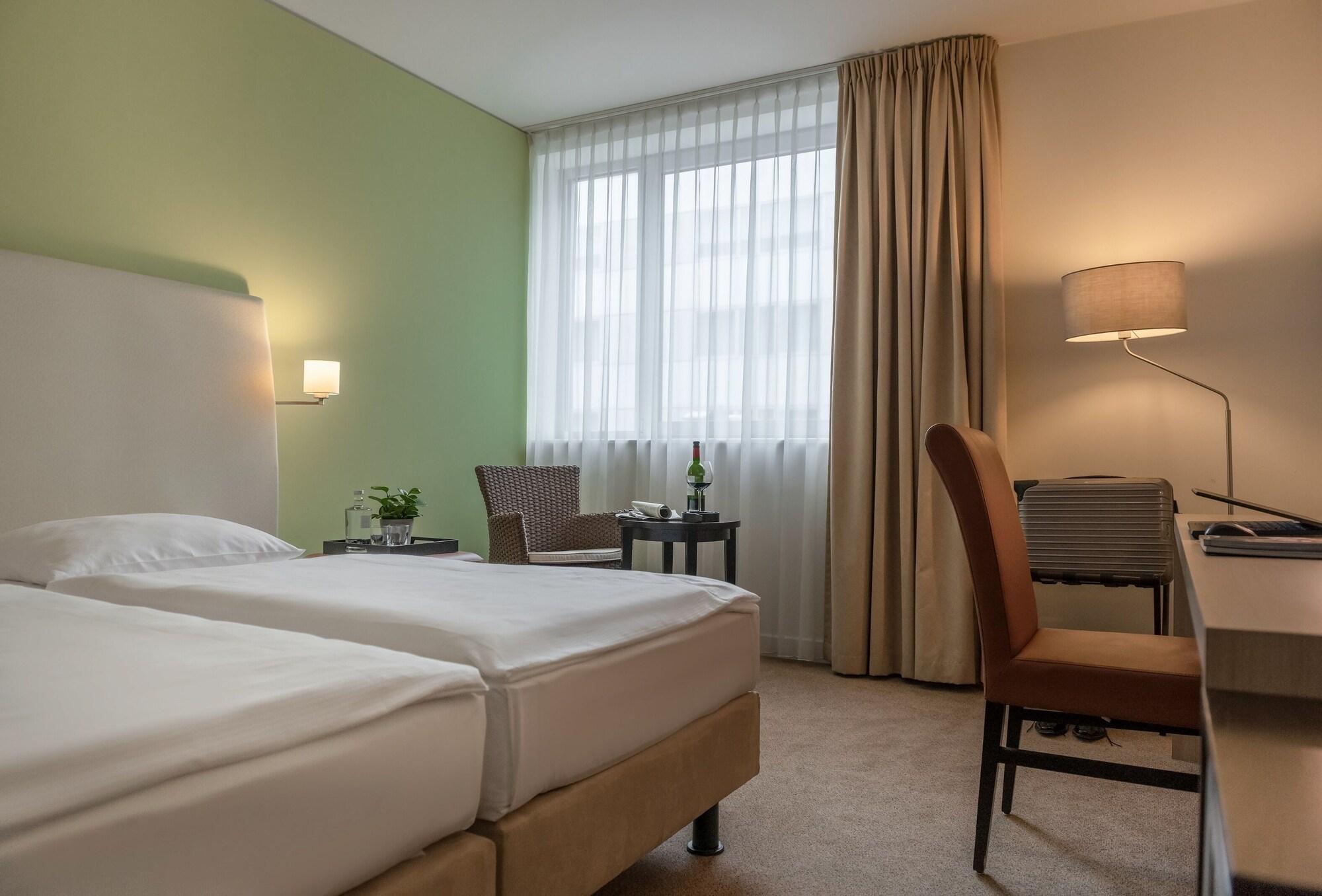 Tulip Inn Hotel Duesseldorf Arena 外观 照片